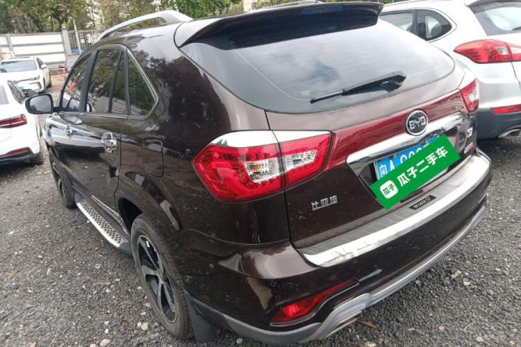 Used BYD S7 2016 2.0T Automatic Prestige Edition
