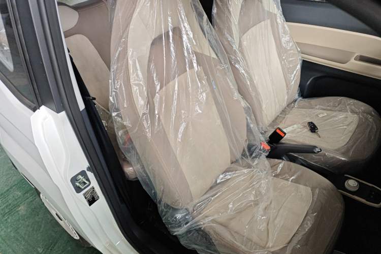 Used Chery QQ Ice Cream 2025 205km Qi Energy Version Right Front Seat