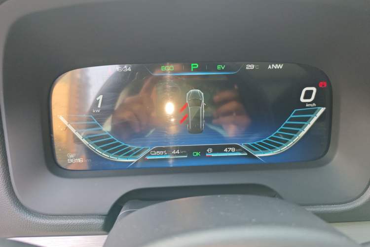 Used BYD Tang New Energy 2018 DM 2.0T All-Wheel Drive Smart Connectivity Luxury Model 7 Seats China V Emission Standard
