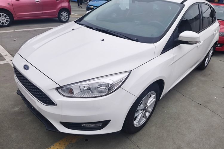 Used Ford Focus 2018 Hatchback Classic 1.6L Automatic Trendy SmartDrive Edition