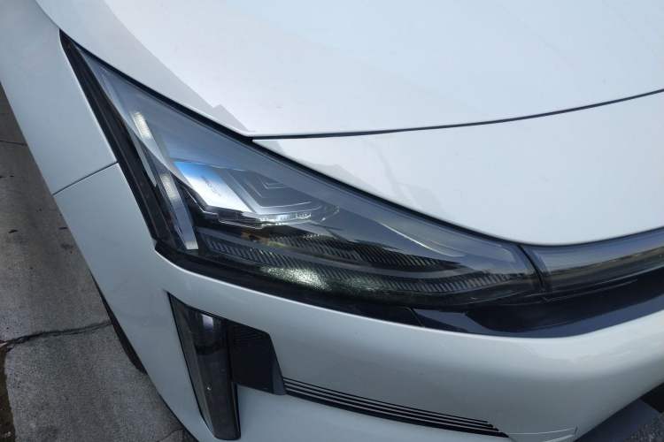 Used Geely Galaxy L6 2023 125km Starship
