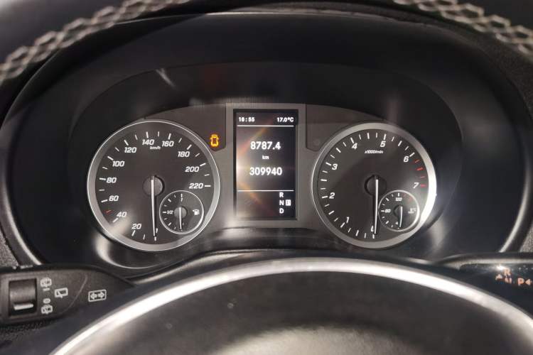 Used Mercedes-Benz Vito 2020 2.0T Business Version 7 Seats Instrument Cluster