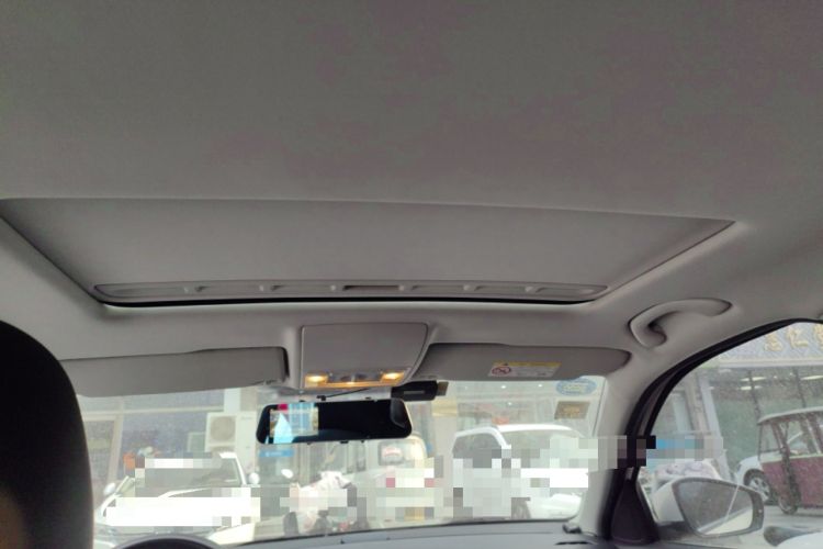 Used Volkswagen Lavida 2017 1.6L Automatic Comfort Edition Headliner