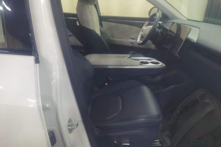 Used ARCFOX Alpha T5 2025 520 MAX
