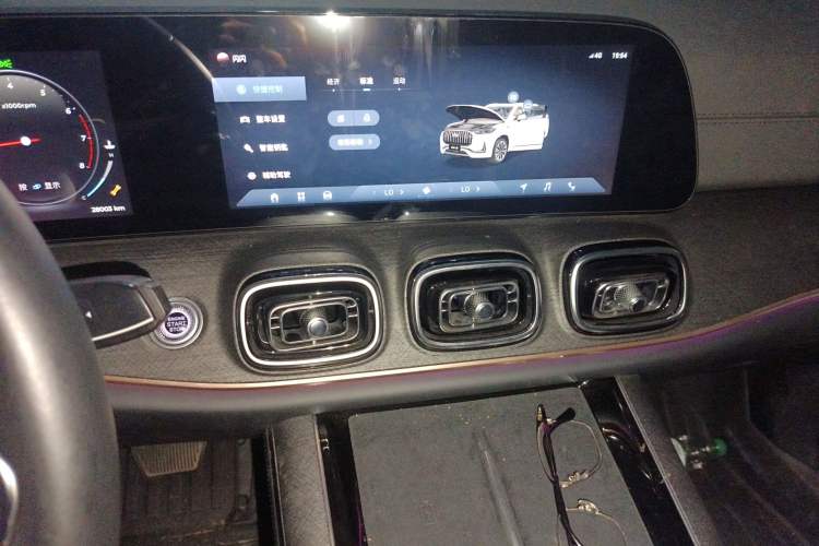 Used Chery Tiggo 9 2023 2.0T Dual-Clutch Two-Wheel Drive Luxury Edition 5 Seats