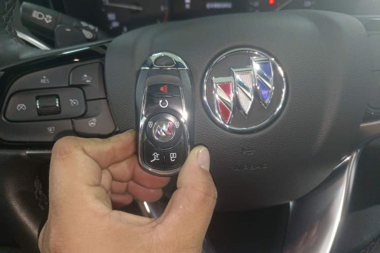 Used Buick Enclave 2022 652T 4x4 Prestige Flagship 6-Seater Interior 1