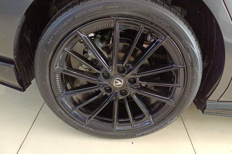 Used CHANGAN UNI-V 2023 1.5T Sport Edition
