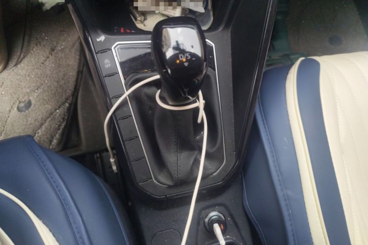 Used Volkswagen Lavida 2023 New Sharp 1.5L Automatic Excellent New Edition
