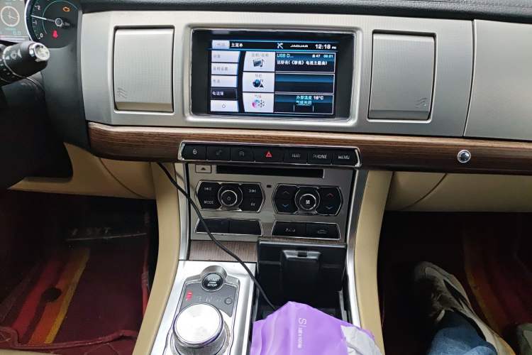 Used Jaguar XF 2014 XF 2.0T Prestige Edition
