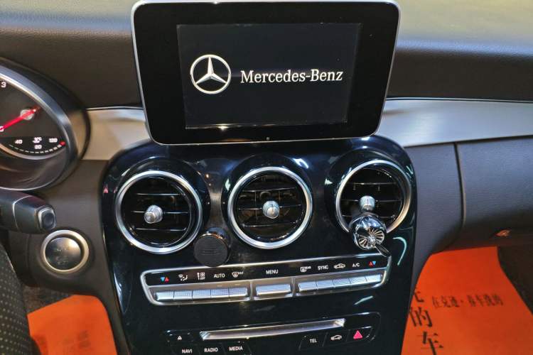 Used Mercedes-Benz C-Class 2017 Restyled C 200 Sport Edition Audio And AC Panel