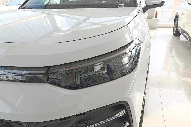 Used Volkswagen Tayron 2025 Tharu L 330TSI Two-Wheel Drive Elite City Package