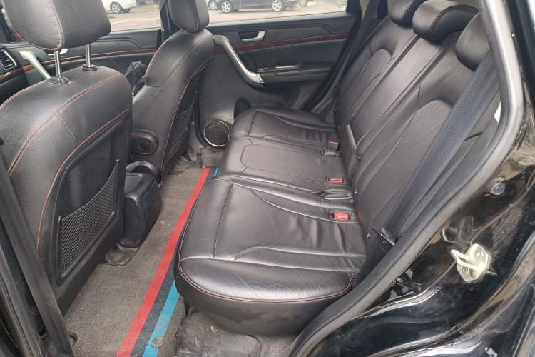Used Haval H6 2014 Sport Version 1.5T Manual Two-Wheel Drive Elite Edition Left Rear Seat