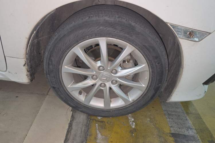 Used Honda Civic 2016 180TURBO CVT Comfort Version Right Front Wheel Hub