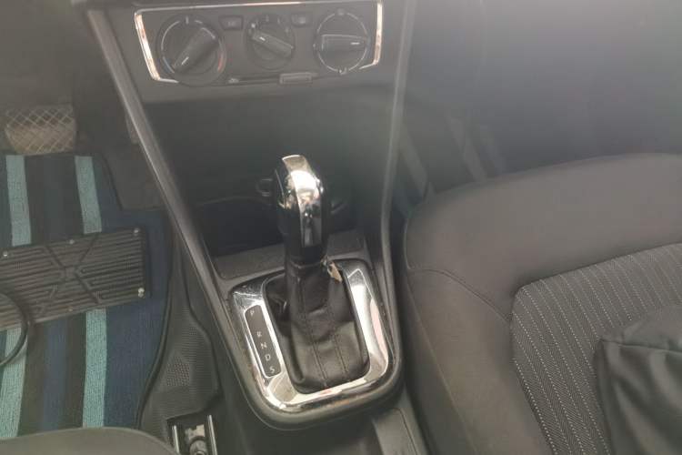 Used Volkswagen Jetta 2015 Value Edition 1.6L Automatic Comfort Version
