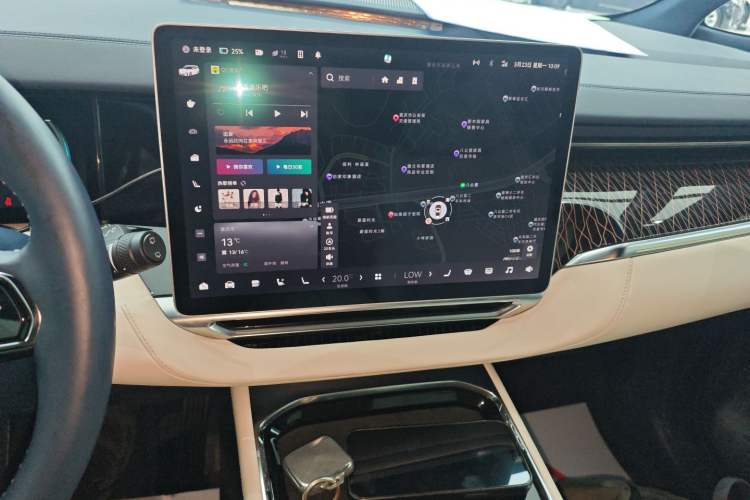 Used Zeekr 009 2022 WE Edition