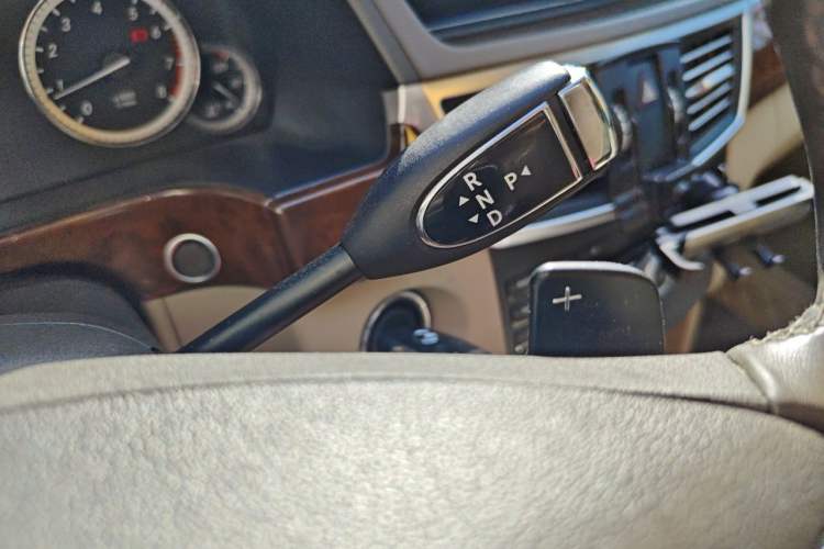 Used Mercedes-Benz E-Class 2012 E 200 L CGI Elegant Model