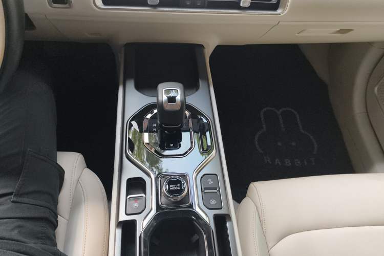 Used Geely Auto icon 2025 Linglong 1.5TD Jinxi Edition
