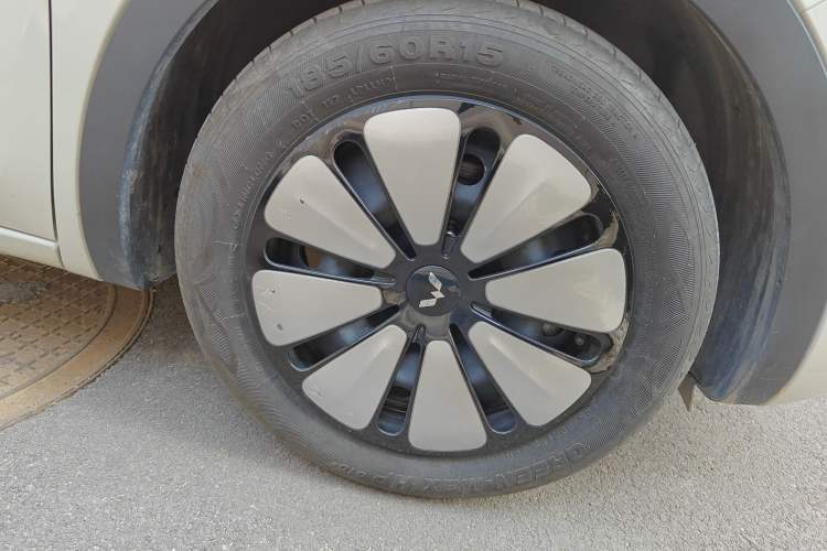 Used Wuling Bingo 2024 410 km Lingxi Deluxe Edition