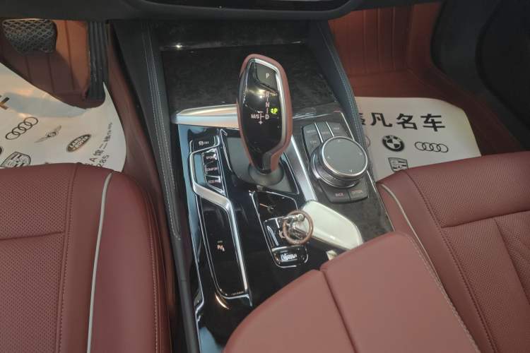 Used BMW 5 Series 2022 Second Facelift 525Li Luxury Package
