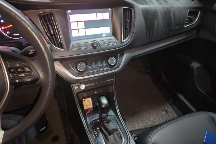 Used Roewe 360 2018 PLUS 1.5L Automatic Luxury Edition
