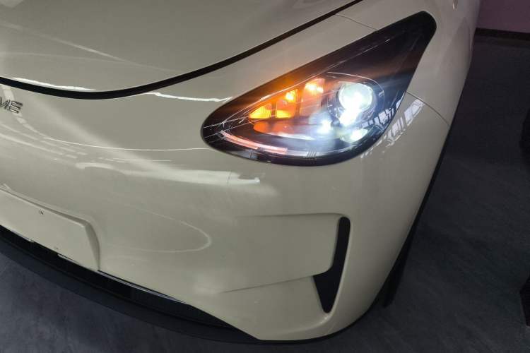 Used Geely Galaxy Geome 2025 310km Youth Edition Left Front Headlight