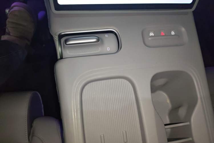 Used Nio EC6 2024 75 kWh