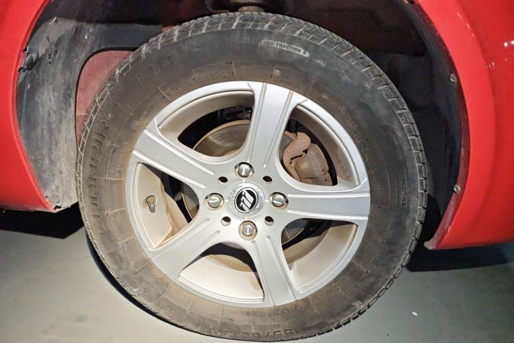 Used Lifan Auto 520 2011 520 Navigation Edition 1.3L Practical Model
