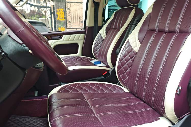 Used Volkswagen Multivan 2012 2.0 TSI Four-Wheel Drive Deluxe Edition Left Front Seat