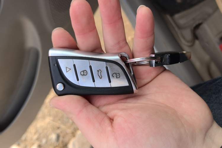 Used Suzuki Wagon R 2012 All-Purpose Model 1.4L Manual VVT Standard Version China IV