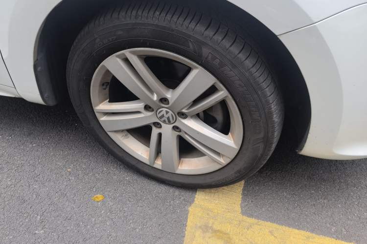 Used Volkswagen Sharan 2016 380TSI Comfort Edition 7-Seater
