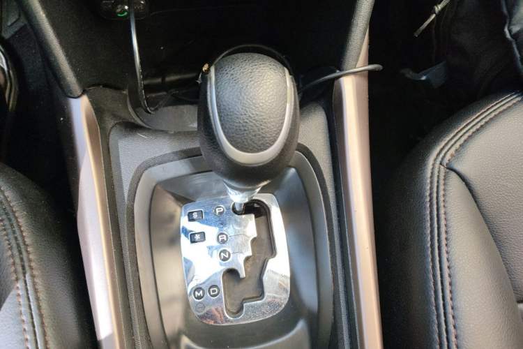 Used Peugeot 2008 2014 1.6L Automatic Navigation Edition
