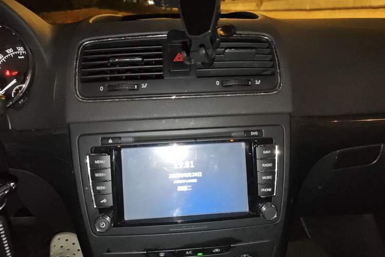 Used Skoda Yeti 2016 1.4TSI DSG Advanced Edition Audio And AC Panel