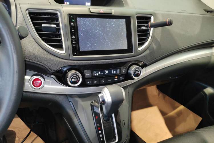 Used Honda CR-V 2015 2.4L two-wheel drive luxury version
