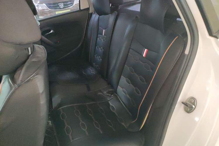 Used Volkswagen Polo 2013 1.4L Manual Fashion Edition
