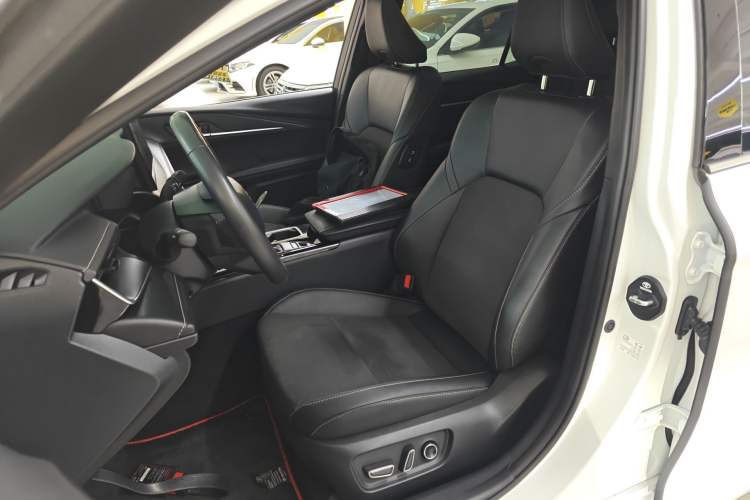 Used Toyota Camry 2024 Dual-Motor 2.0 HXS Sport Plus Edition Left Front Seat