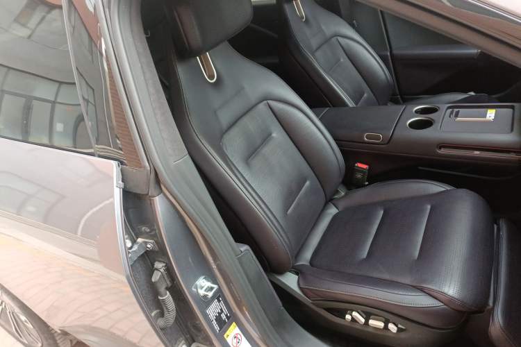 Used Avatr 07 2024 Max Extended-Range Edition Right Front Seat