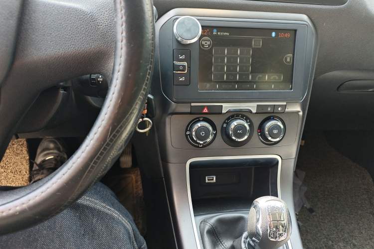 Used Citroen C4 Sega 2016 1.6L Manual Comfort Model
