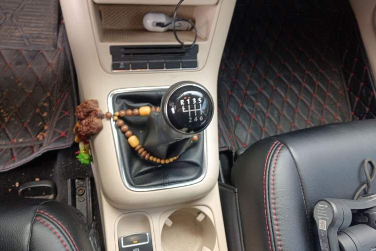 Used Volkswagen Tiguan 2012 1.8TSI Manual Two-Wheel Drive Urban Edition Gear Lever