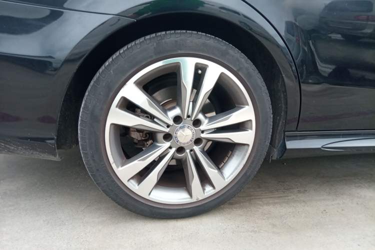 Used Mercedes-Benz E-Class 2015 Restyled E 260 L Sport Edition
