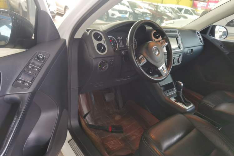 Used Volkswagen Tiguan 2014 1.8TSI Automatic 2WD 30th Anniversary Edition Driver Seat