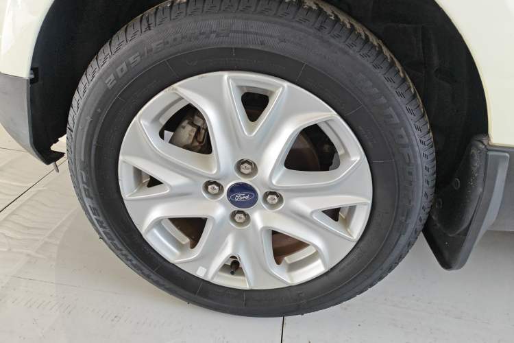 Used Ford EcoSport 2013 1.5L Automatic Fashion Model
