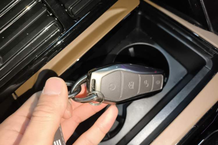 Used BYD Tang New Energy 2023 DM-i Champion Edition 112KM Prestige Model