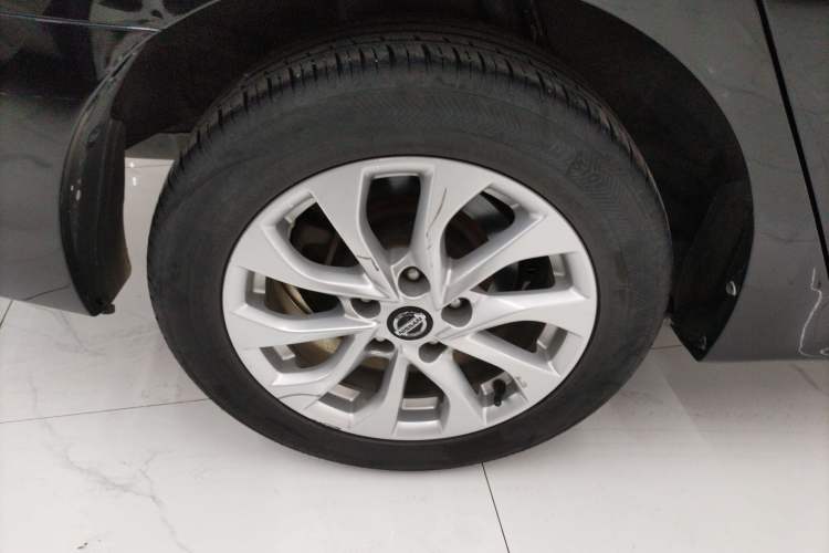 Used Nissan Sylphy 2016 1.6 XL CVT Luxury Edition Right Rear Wheel Hub