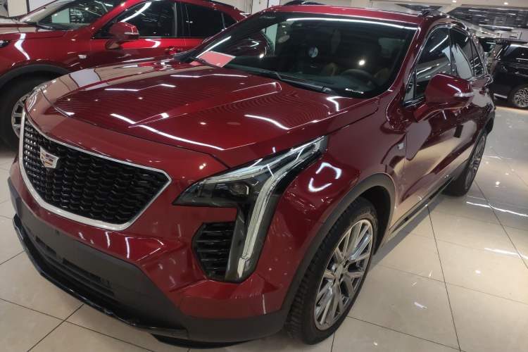 Used Cadillac XT4 2022 28T Four-Wheel Drive Platinum Edition