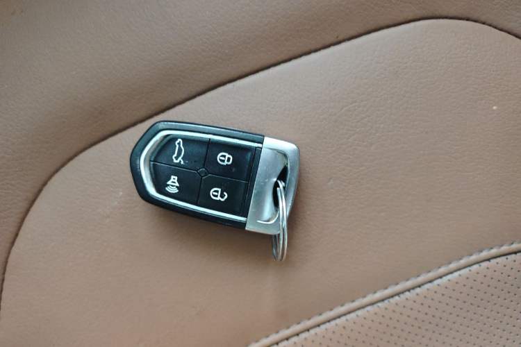 Used BORGWARD BX7 2016 28T 2WD Elite Edition 5-seater
