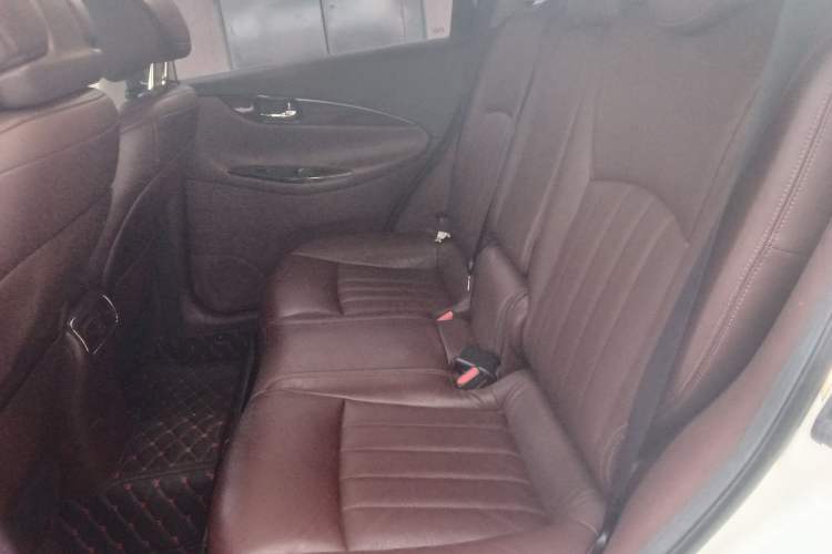 Used Infiniti QX50 2015 2.5L Luxury Edition Left Rear Seat