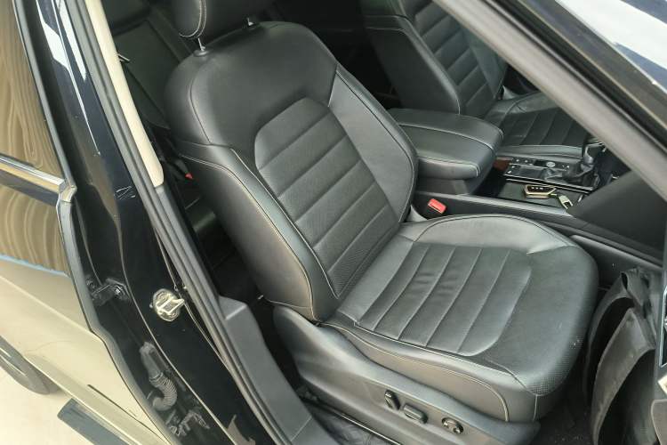 Used Volkswagen Teramont 2020 Revised Version 330TSI Two-Wheel Drive Luxury Edition
