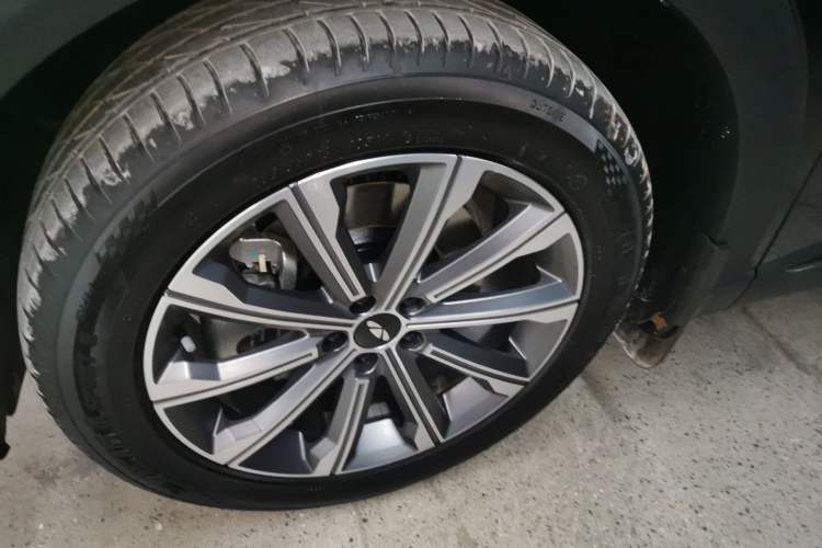 Used Chery Fengyun T9 2025 120 Long-Range Luxury Version 7 Seats Lithium Iron Phosphate Exterior 4