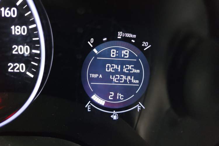 Used Honda Vezel 2020 1.5L CVT Pioneer Edition
