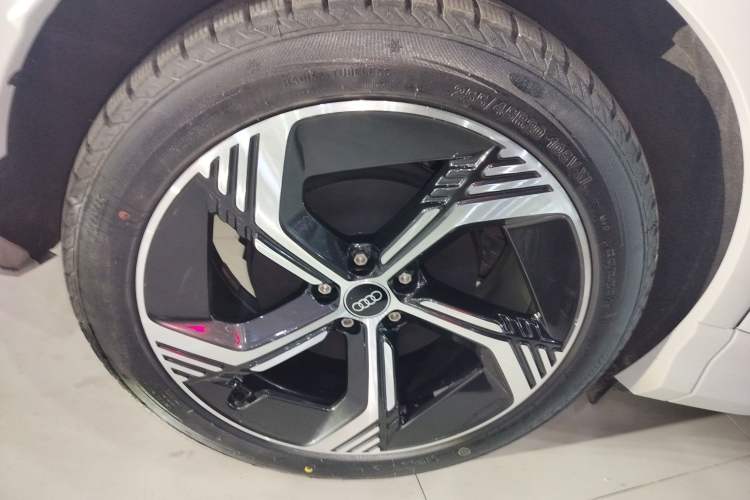 Used Audi Q4 e-tron 2024 40 e-tron Boundary Edition